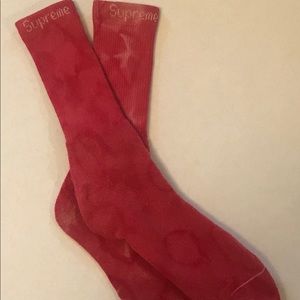 Supreme Red Bleach Tie Dyed Socks Unisex Brand New